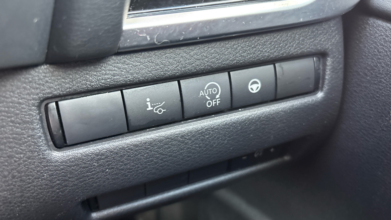 Nissan Qashqai 1.3 DiG-T MH 158 Premiere Edition 5dr Xtronic Petrol Hatchback